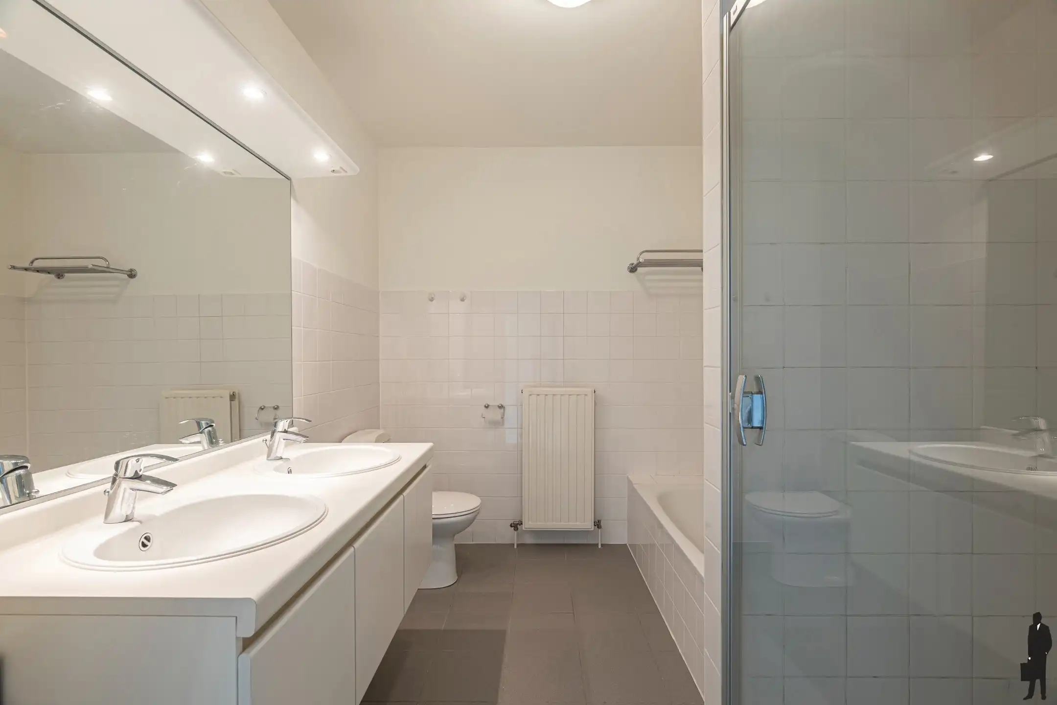 Ruim dakappartement van 130 m² met 50 m² terras en parking foto 27