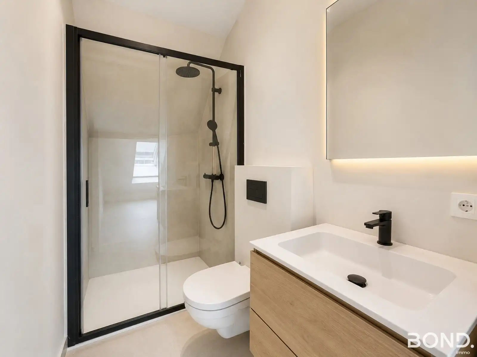 Woning met 3 slaapkamers aan gegeerde Vaartkom foto 12