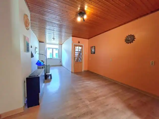 Toffe rijwoning met uitweg foto 6