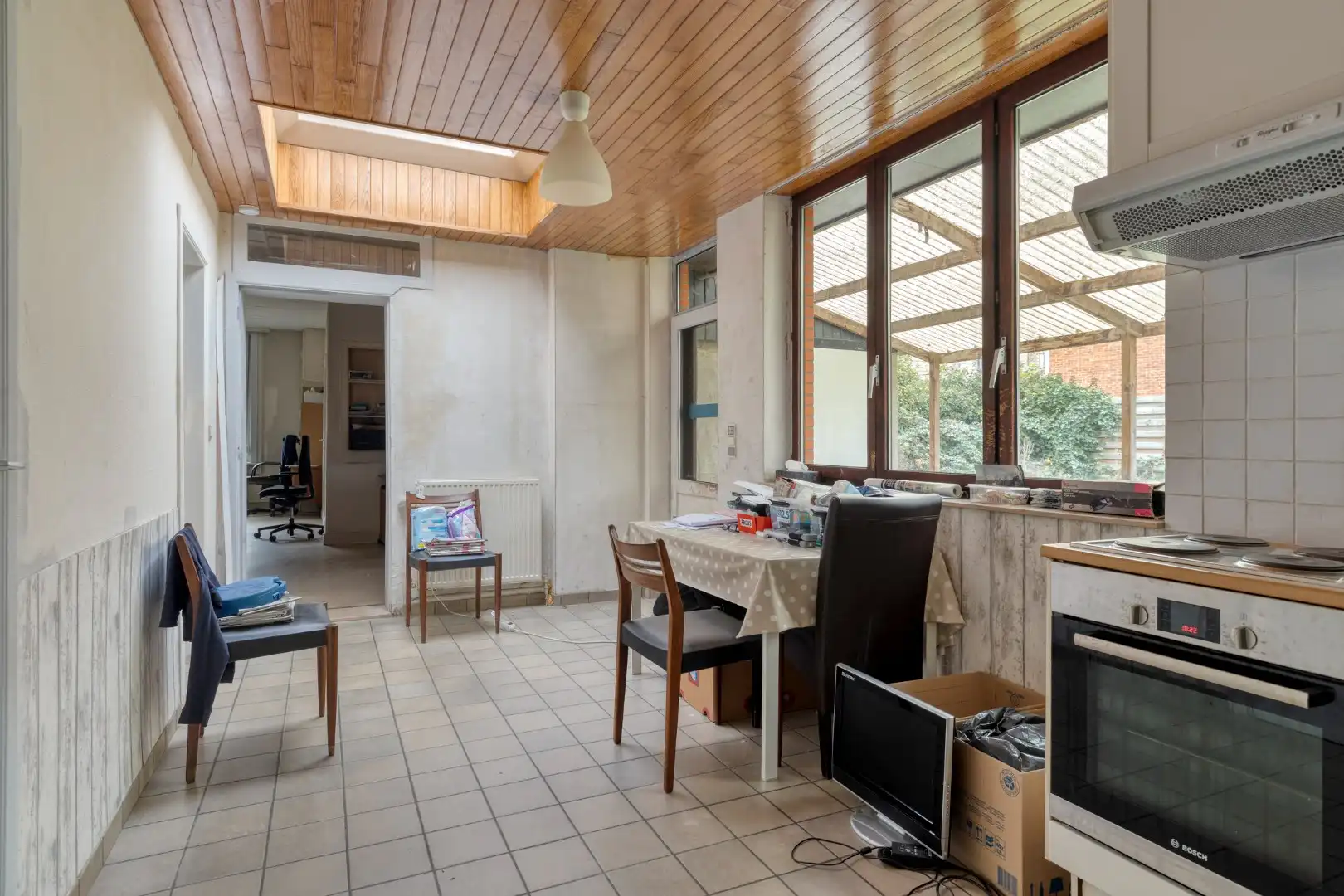 Op te knappen woning in het centrum van Mol met parkeerplaats !  foto 10