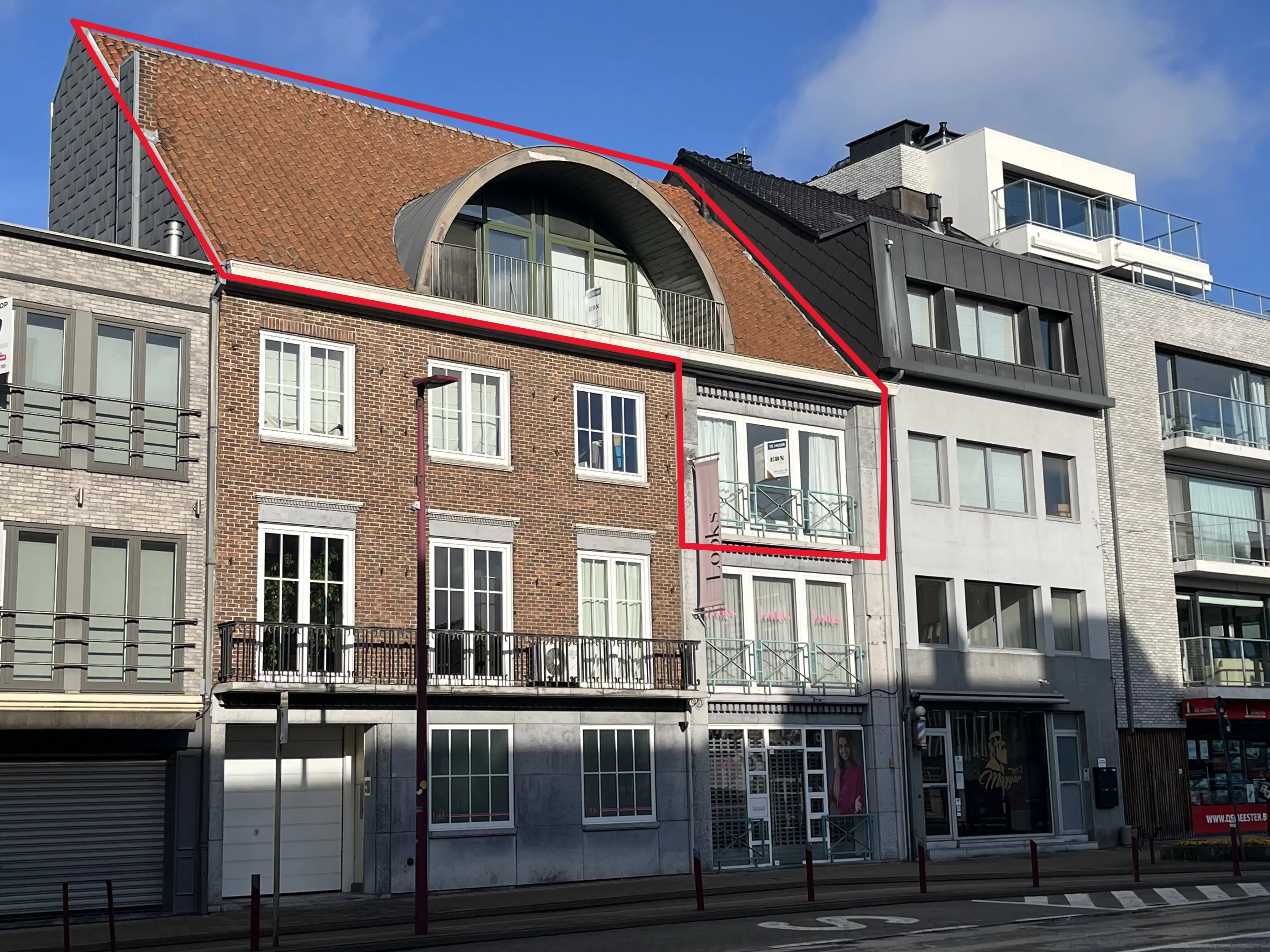 Duplex appartement met zonneterras foto {{pictureIndex}}