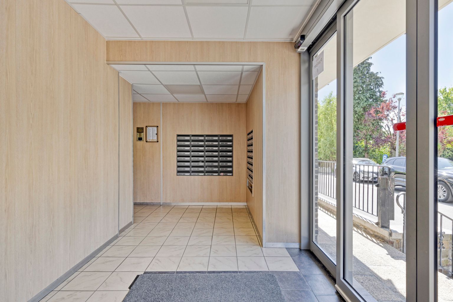 immo DAVID stelt voor: 2 slaapkamer appartement met kelder foto 2