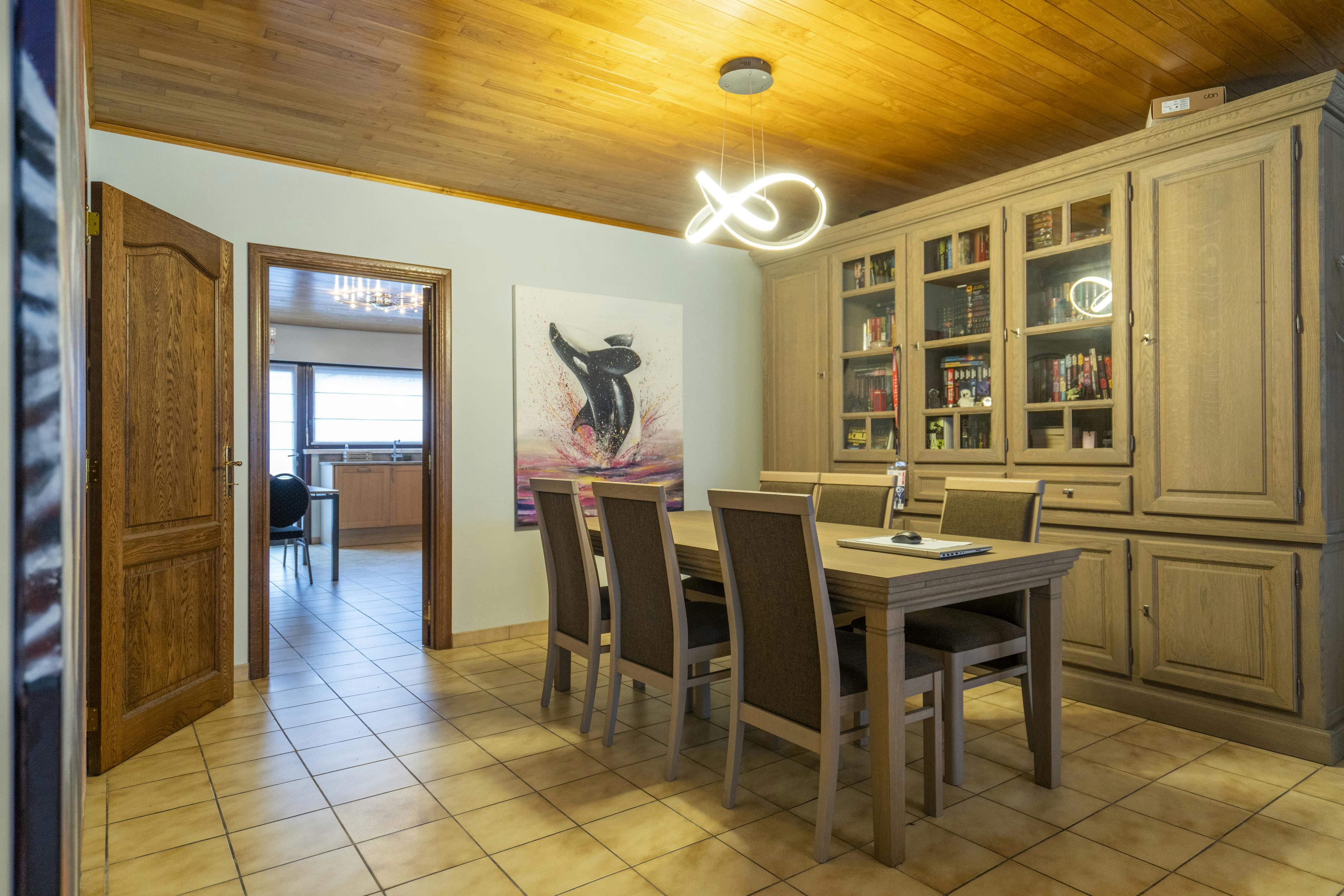 Instapklaar appartement te koop met 2 slaapkamers in Harelbeke foto 3
