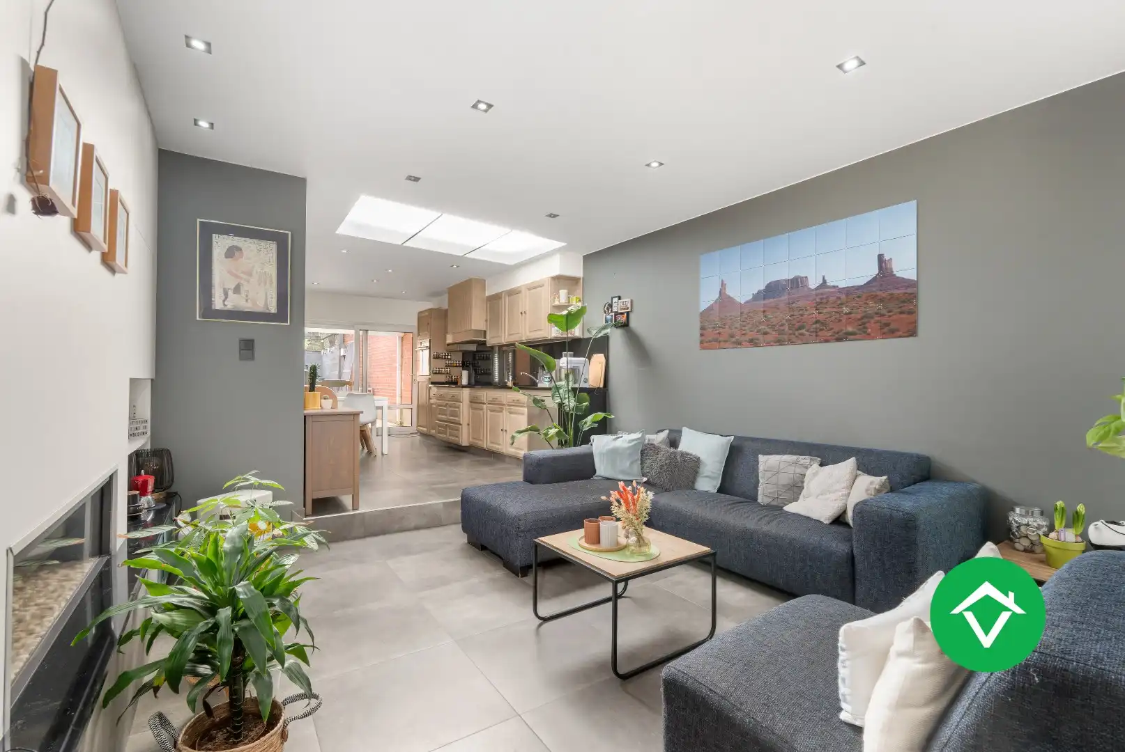 Prachtige rijwoning met 3 slaapkamers en tuin in centrum Roeselare foto 5