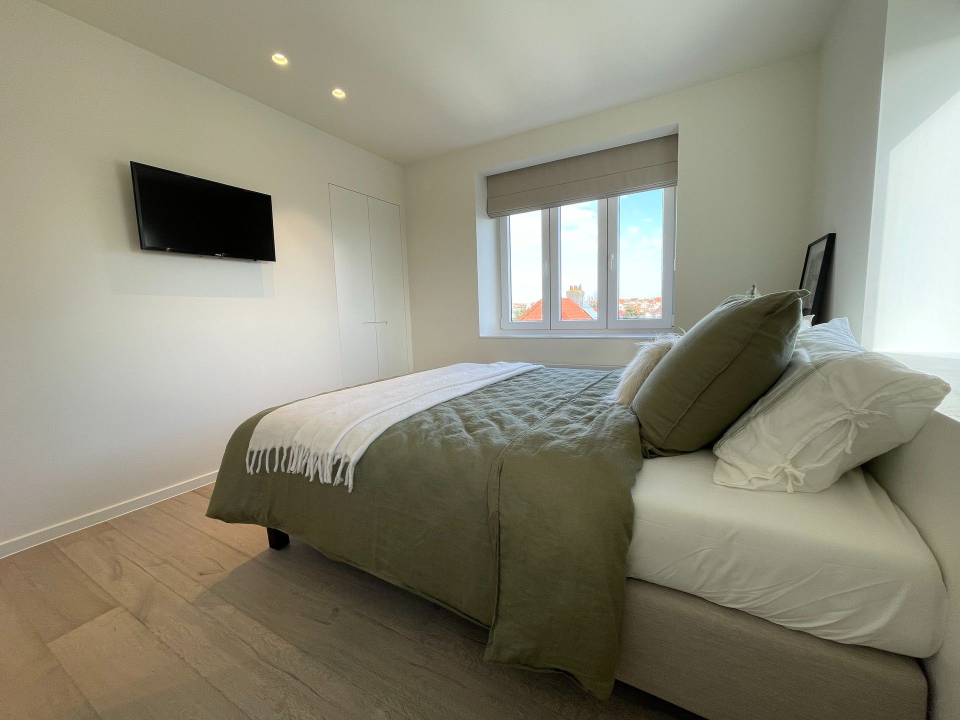 Gemeubeld: volledig vernieuwd appartement aan het Zegemeer! foto 9