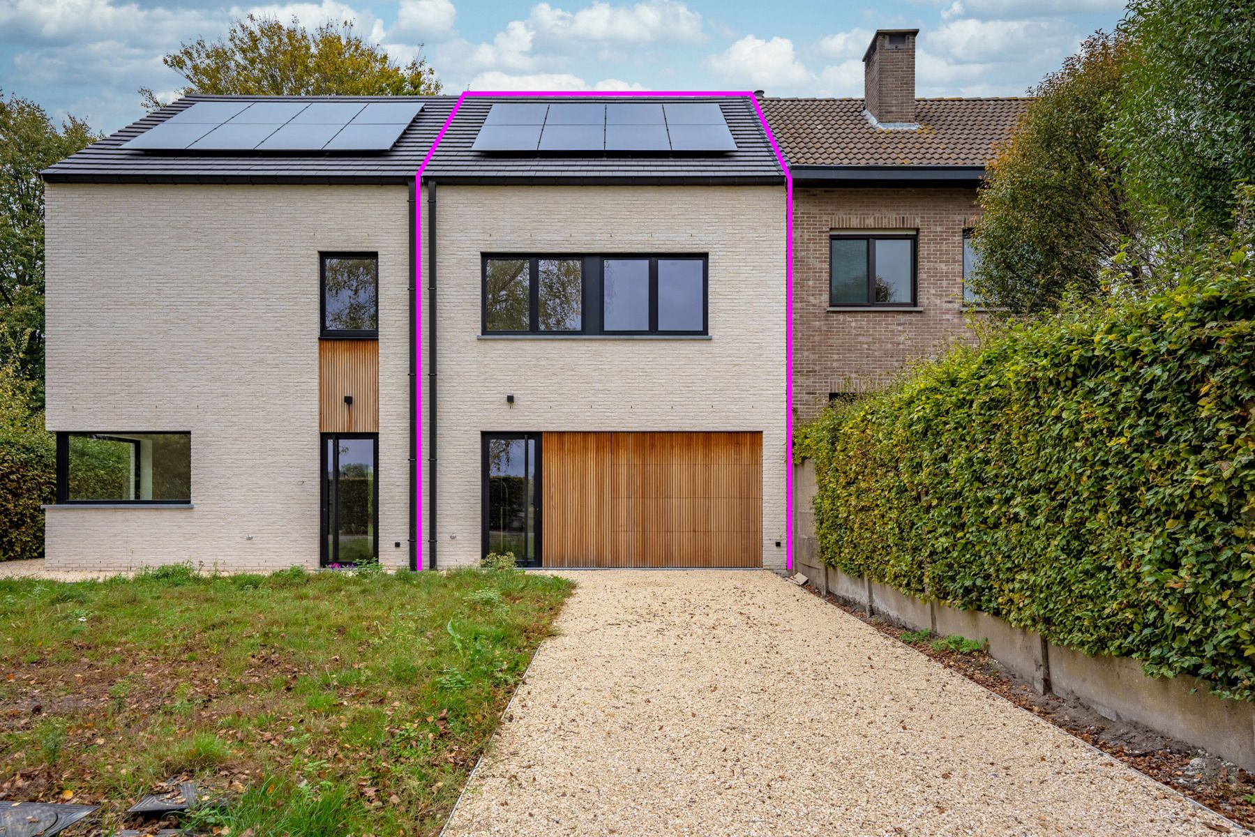 Nieuwbouwwoning met inpandige garage en 5 slaapkamers in Putte-Kapellen!  foto {{pictureIndex}}