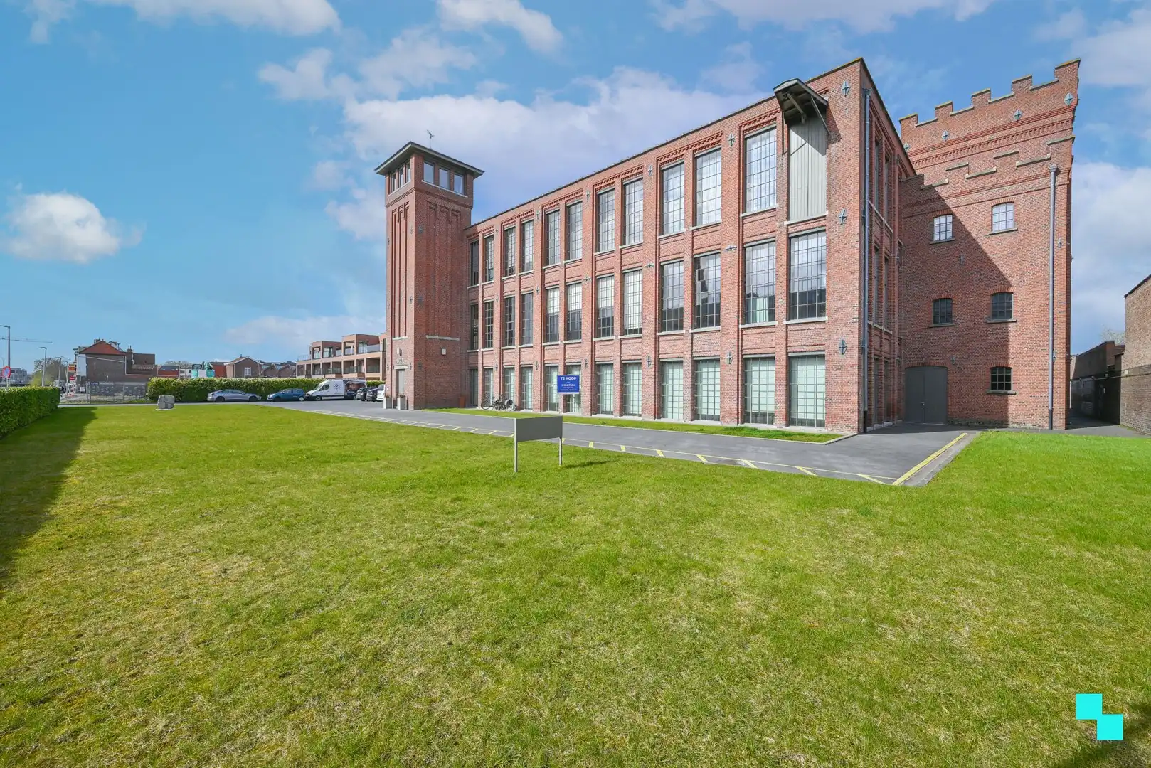 Exclusieve loft langs het water in Kortrijk! foto 36