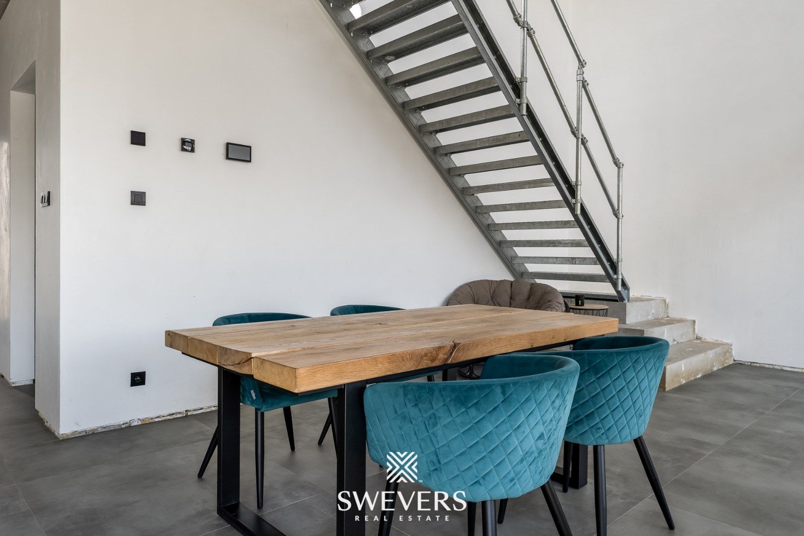 Industrieel chique recent gebouwde woning te Herk-de-Stad  foto 8