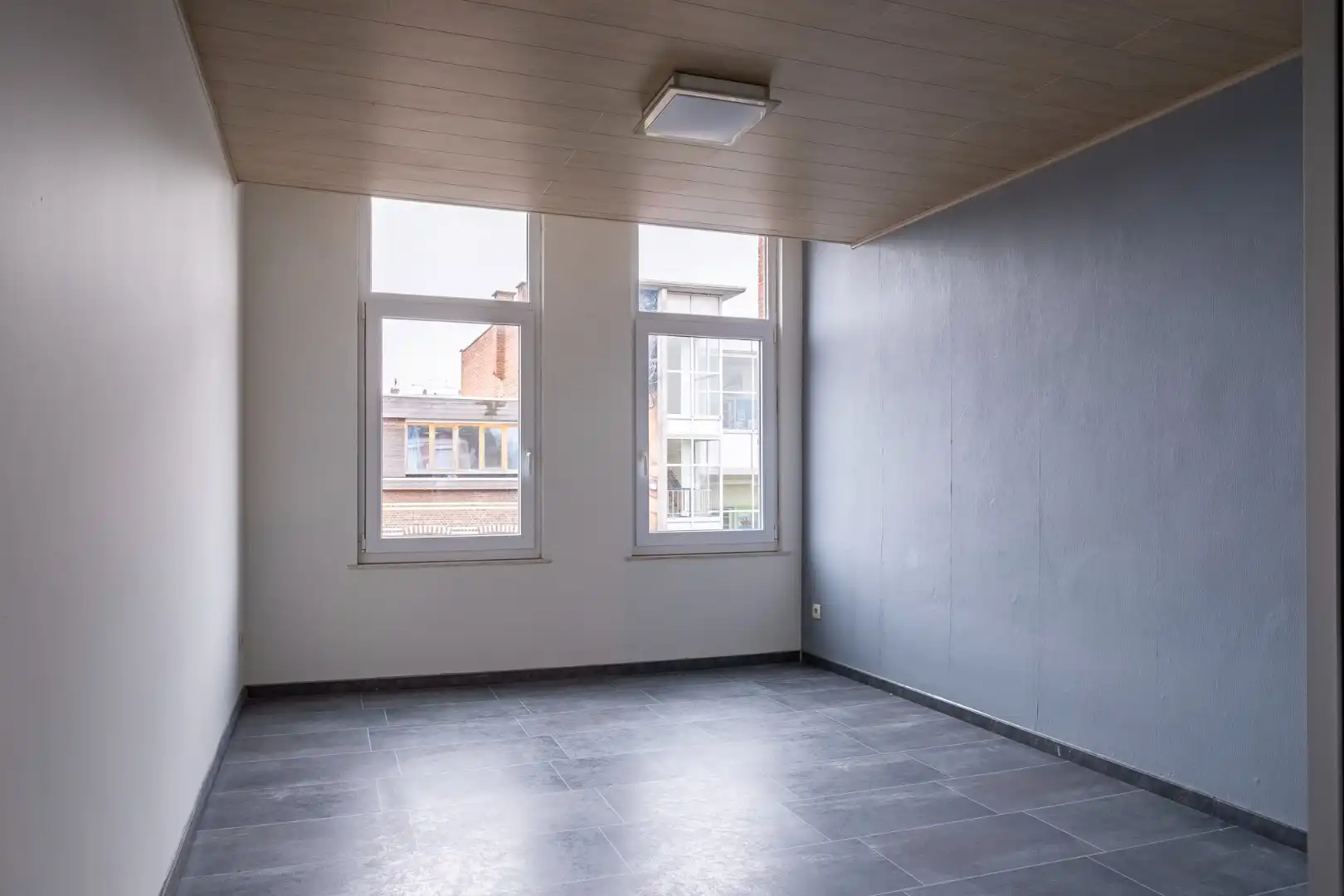 Centraal gelegen, instapklaar appartement met 1 slaapkamer foto 5