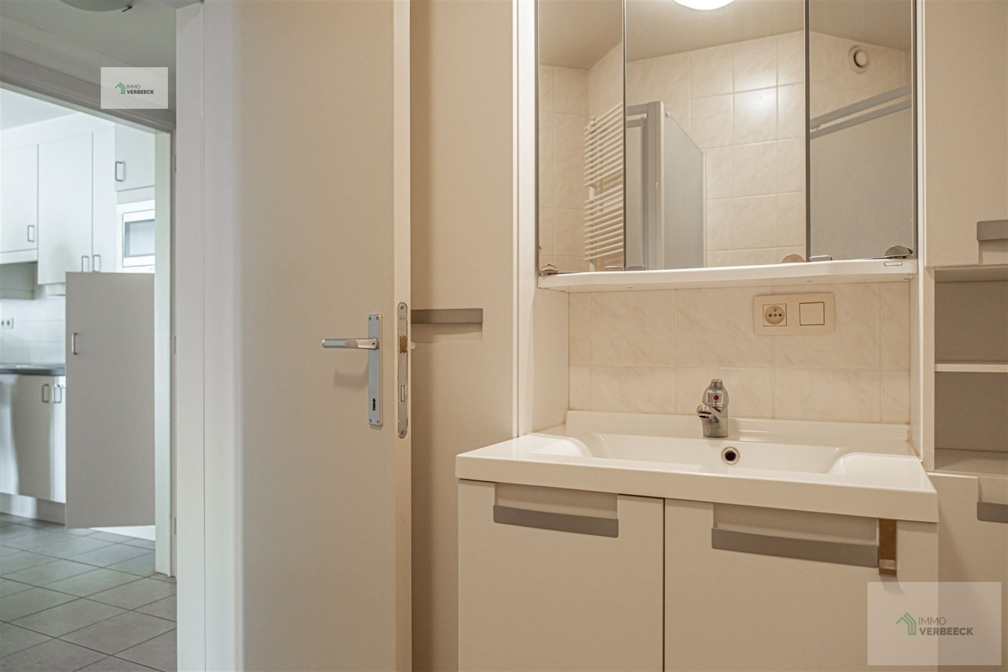 Gunstig gelegen 2 slaappkamer appartement foto 10