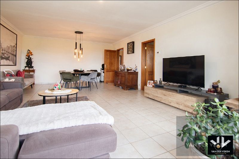 Ruim appartement met groen uitzicht te Hasselt foto 5