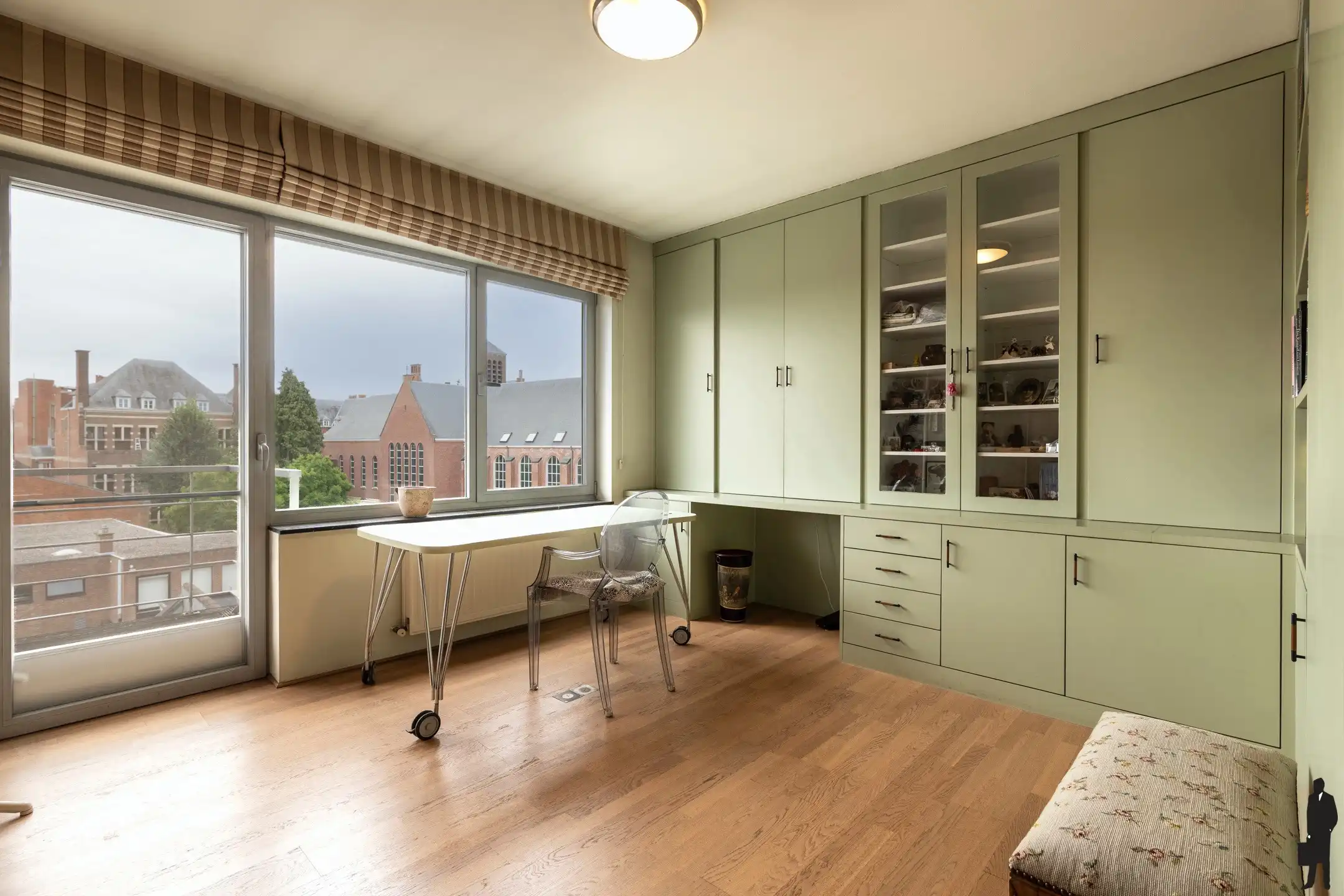 Instapklaar appartement van ca. 144 m² met garage foto 19
