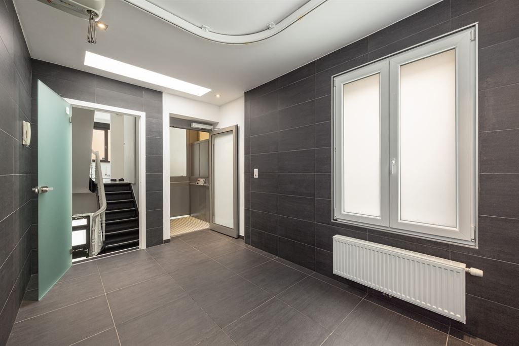 Ruime stadswoning met 4 slaapkamers foto 17