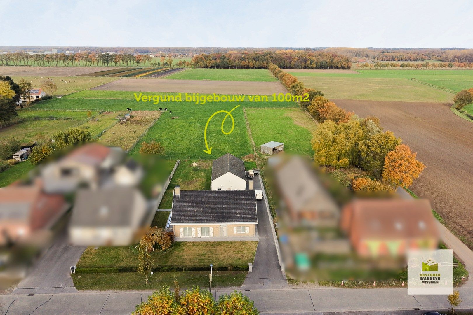 Hoofdfoto van de publicatie: Ruime woning met 5 slaapkamers, groot bijgebouw (100m2) en landelijke vergezichten