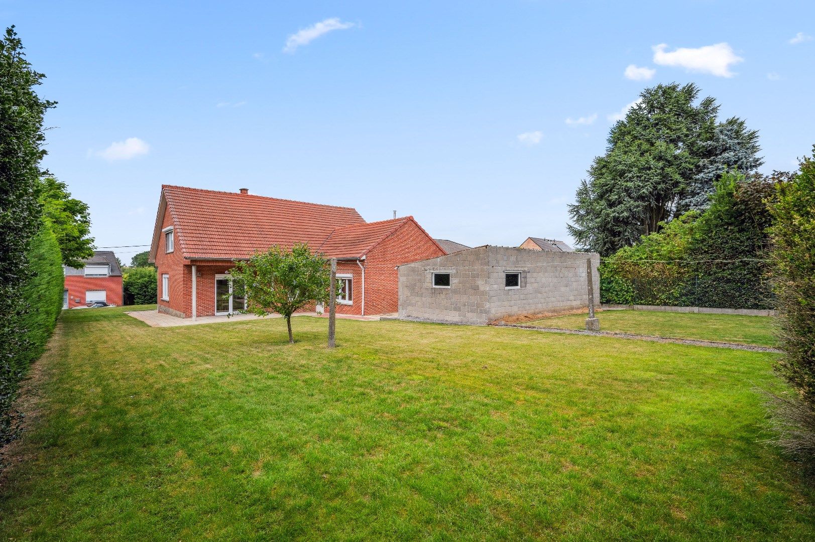Ruime open bebouwing met tuin, terras, garage en 3 slaapkamers in Wange foto 20