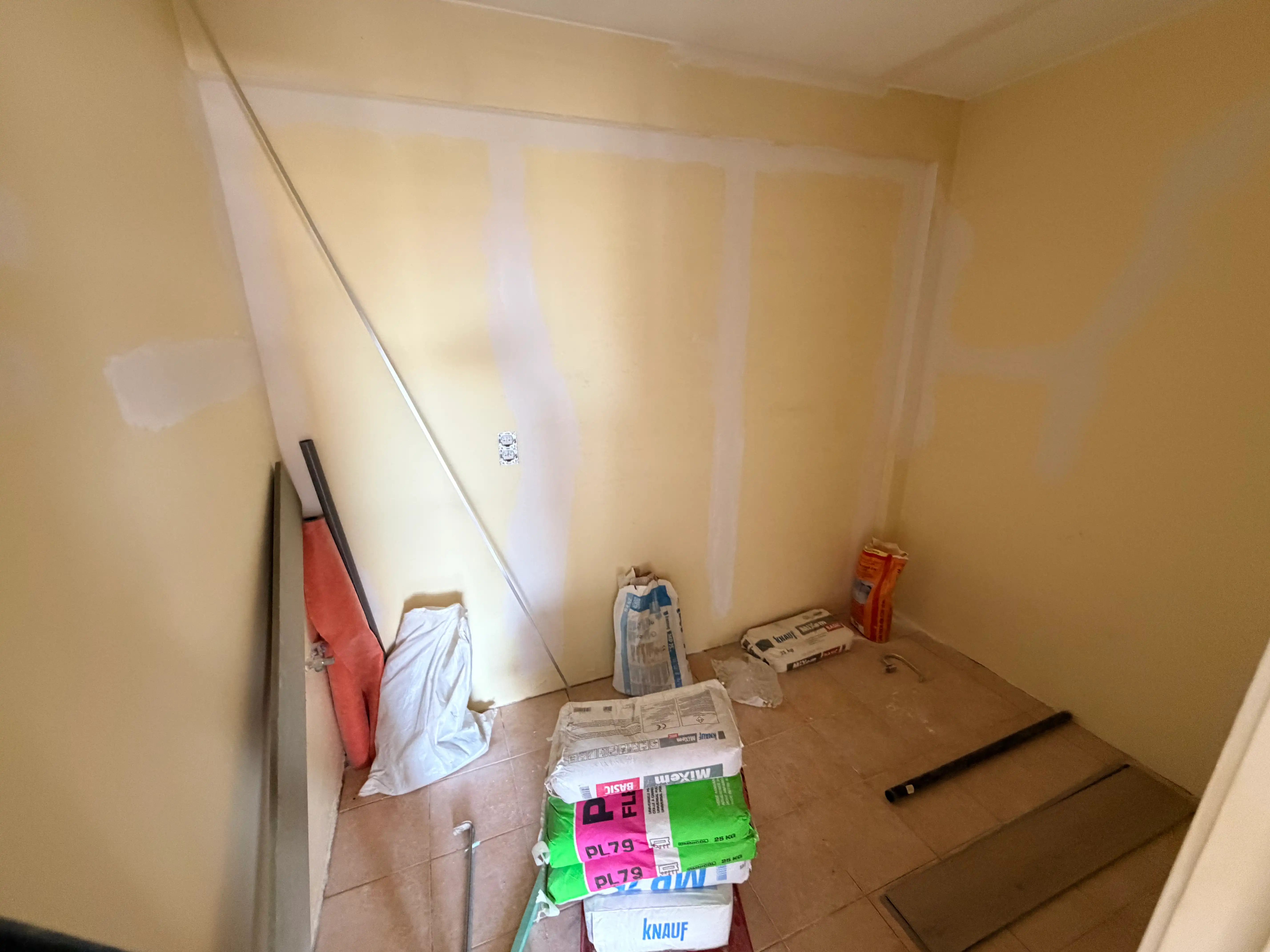 --- NIEUW --- Mooi gerenoveerd appartement (87m²) met 2 slaapkamers. foto 9
