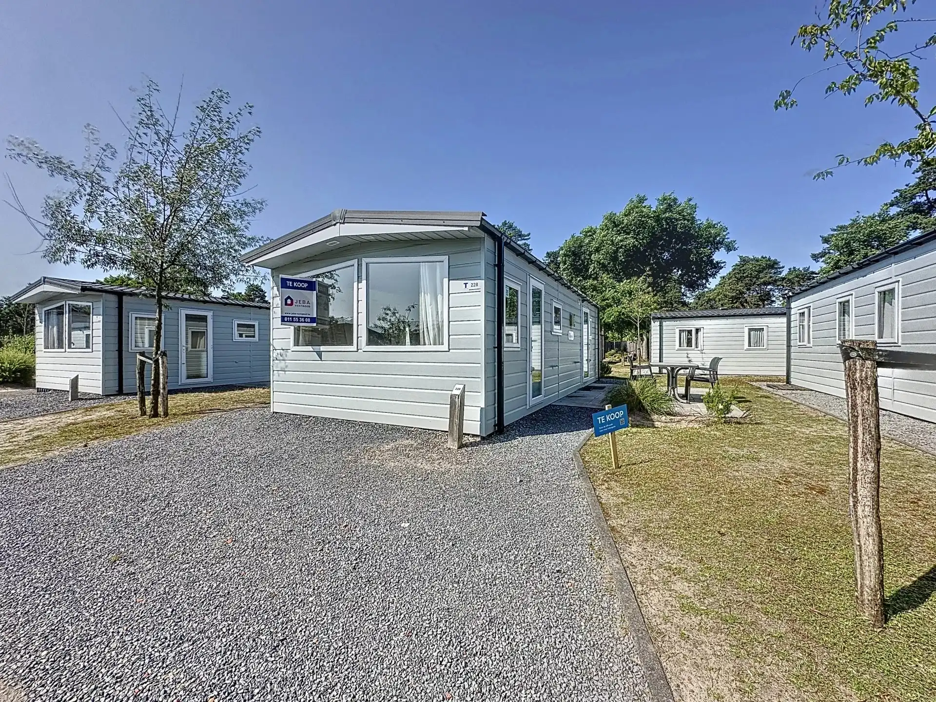 Chalet voor 4 personen gelegen te Europarcs Zilverstrand in Mol. foto {{pictureIndex}}