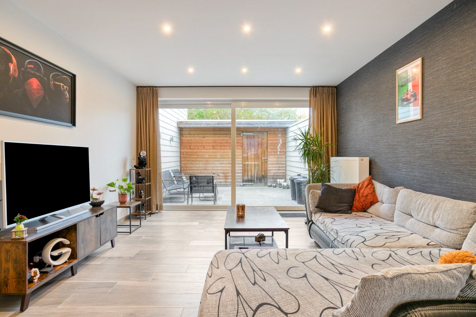 Gezellige woning met 2 slaapkamers in het centrum van Lauwe! foto 3