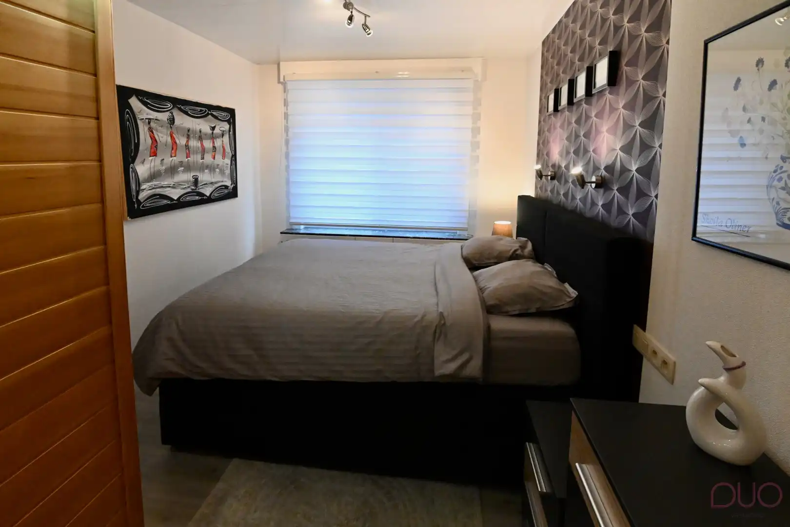 Volledig gerenoveerd 3 slaapkamer appartement foto 8