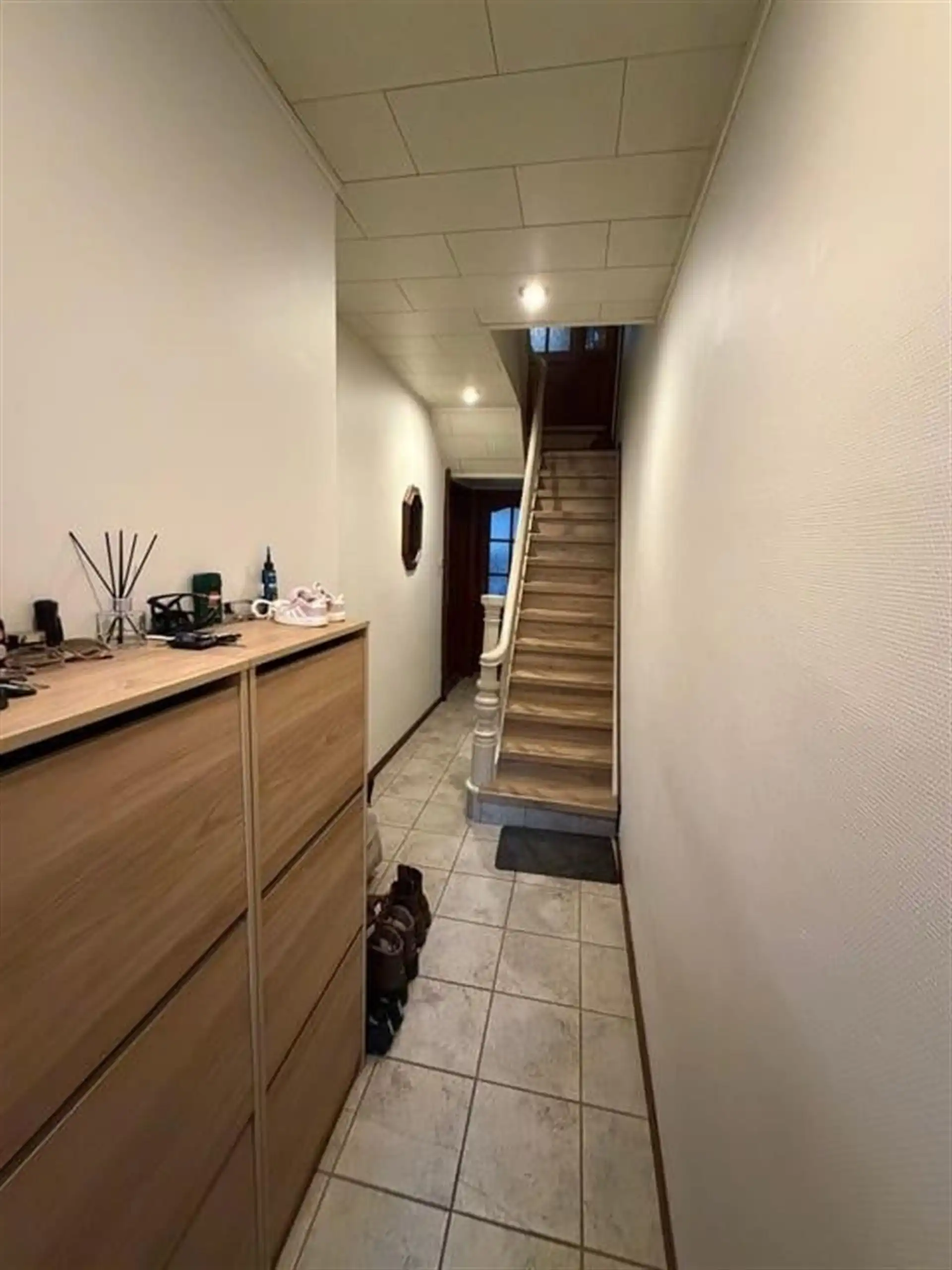 Ruime woning met zonnige tuin! foto 2