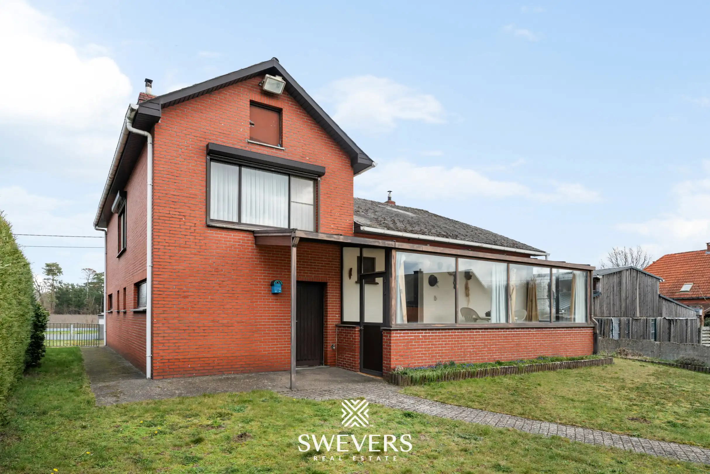 Charmante renovatiewoning met stevige structuur en veel potentieel in Koersel foto 29