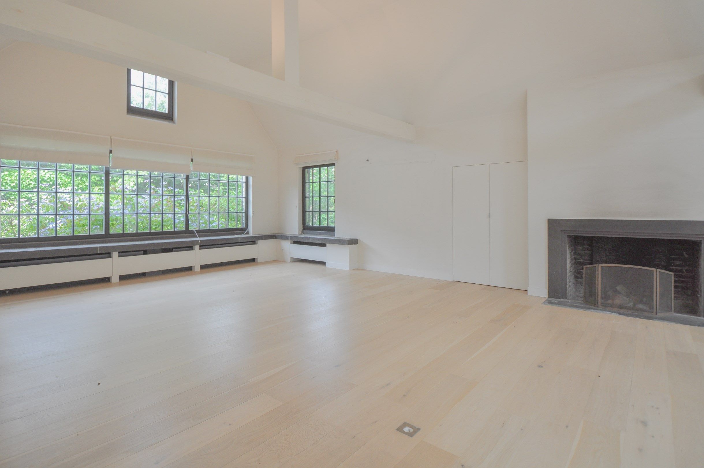 Exclusieve villa ,rustig gelegen op een perceel van 1628 m² nabij de Royal Zoute Tennis Club. foto 9