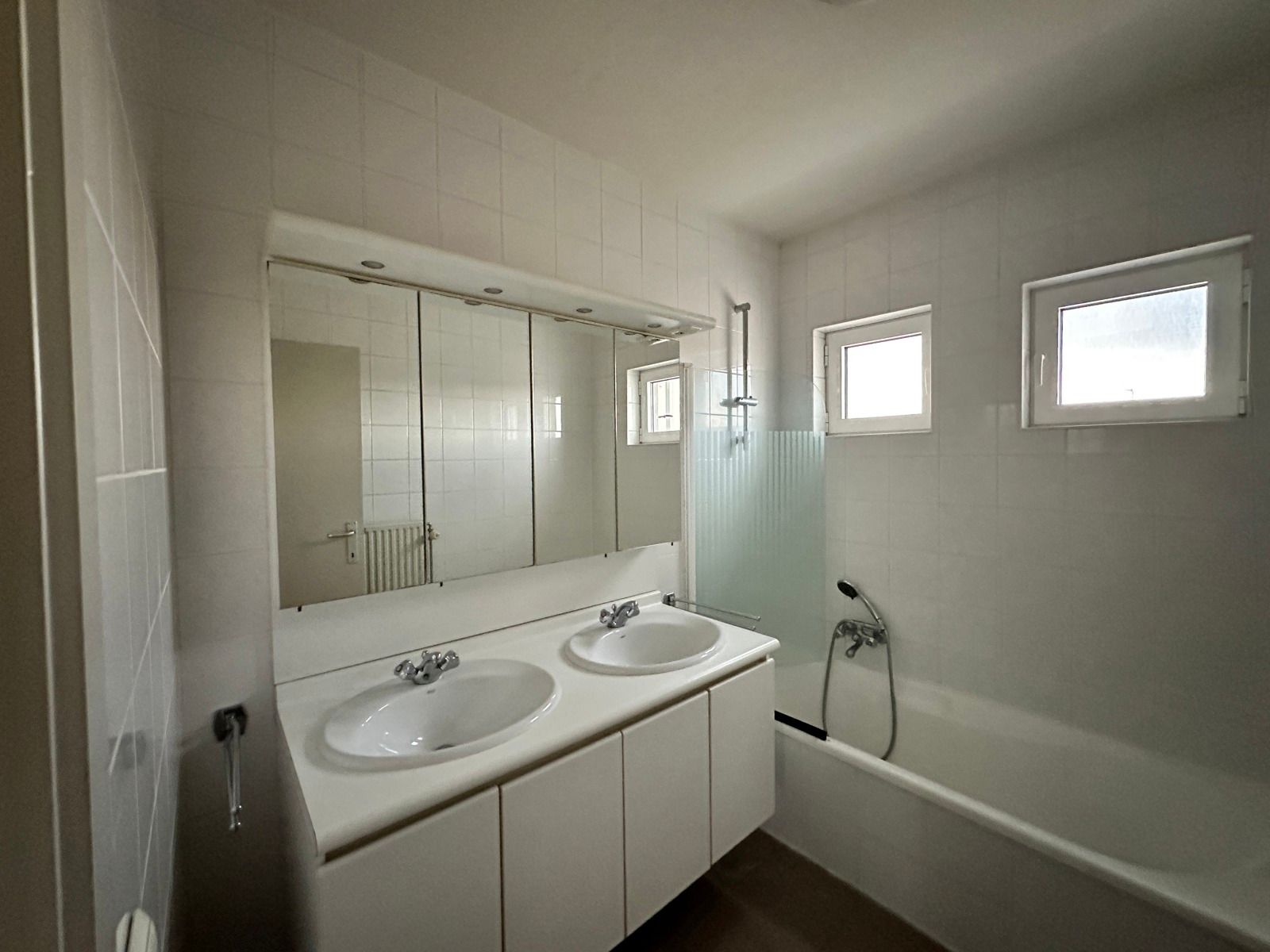 Royaal appartement (117 m²) met tuin, zuidwest-terras en parkings foto 16