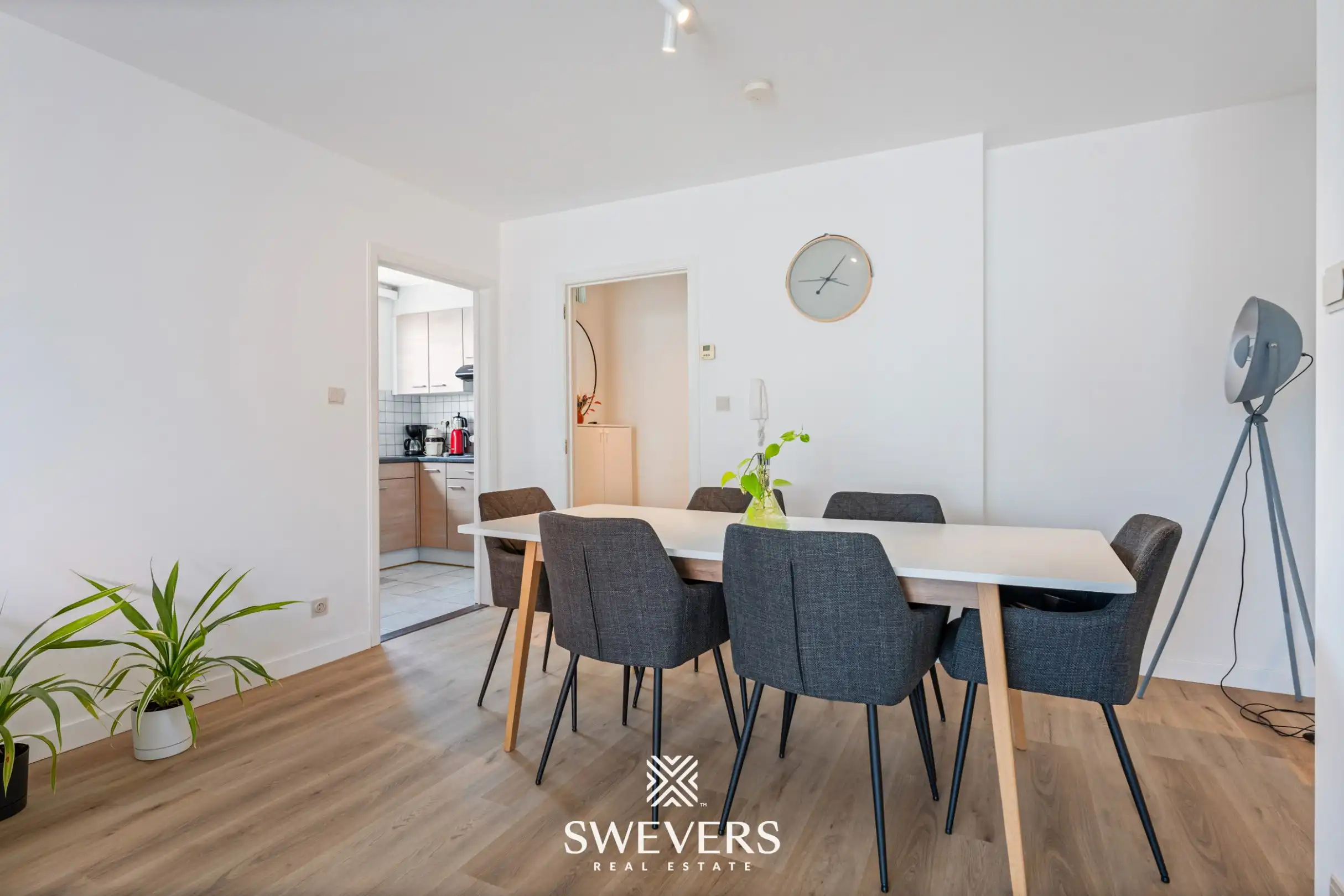 Instapklaar gelijkvloers 3-slaapkamerappartement met autostaanplaats en kelderberging nabij Hasselt-centrum foto 7