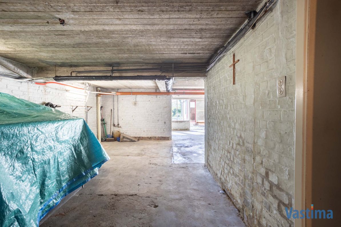 Op te frissen woning met prachtig weids uitzicht foto 22