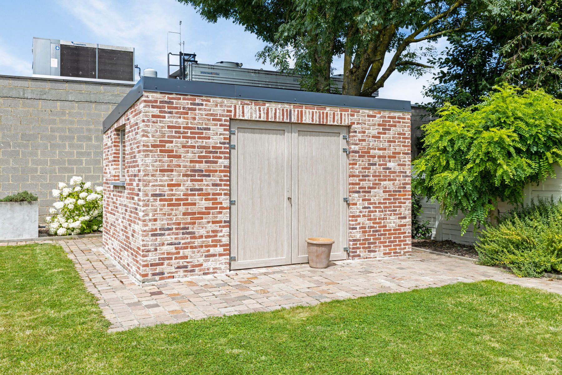 Rustig gelegen woning nabij het centrum van Galmaarden foto 16