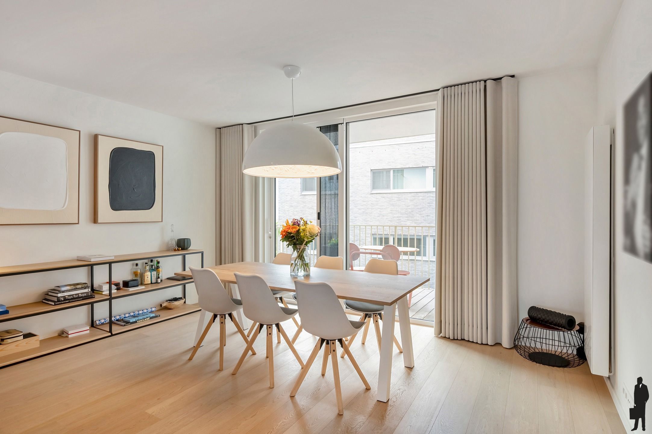 Licht 2-slpk appartement met 2 terrassen in Residentie Leopold foto 5