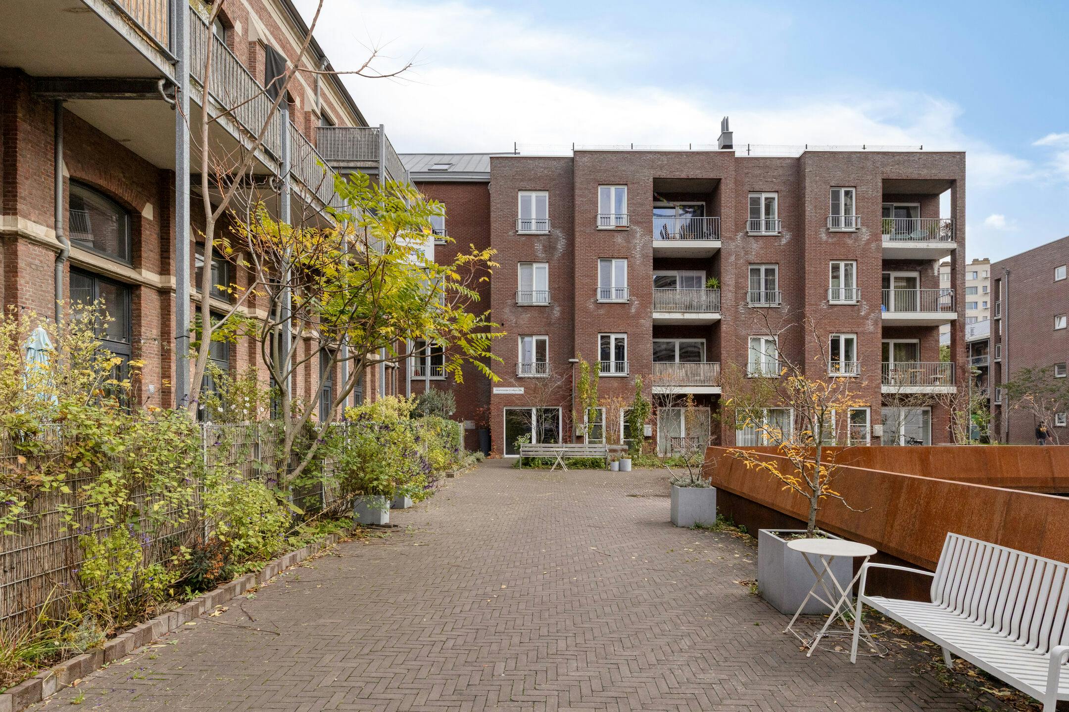 Appartement met twee slaapkamers en terras te koop Antwerpen foto 18