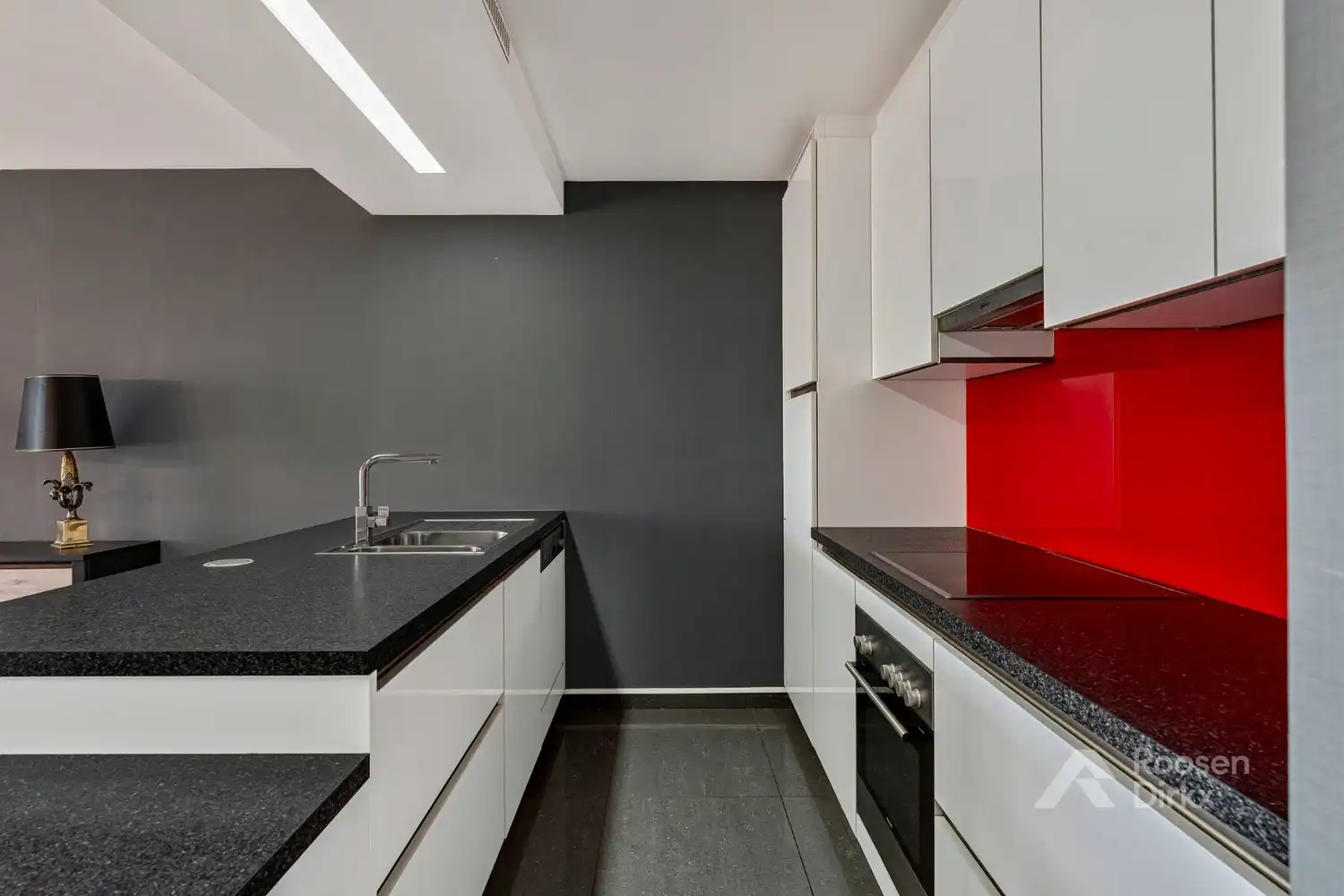 Verzorgd en comfortabel gelijkvloers appartement met 85m² bewoonbare oppervlakte en kelderberging en kelderstaanplaats foto 12