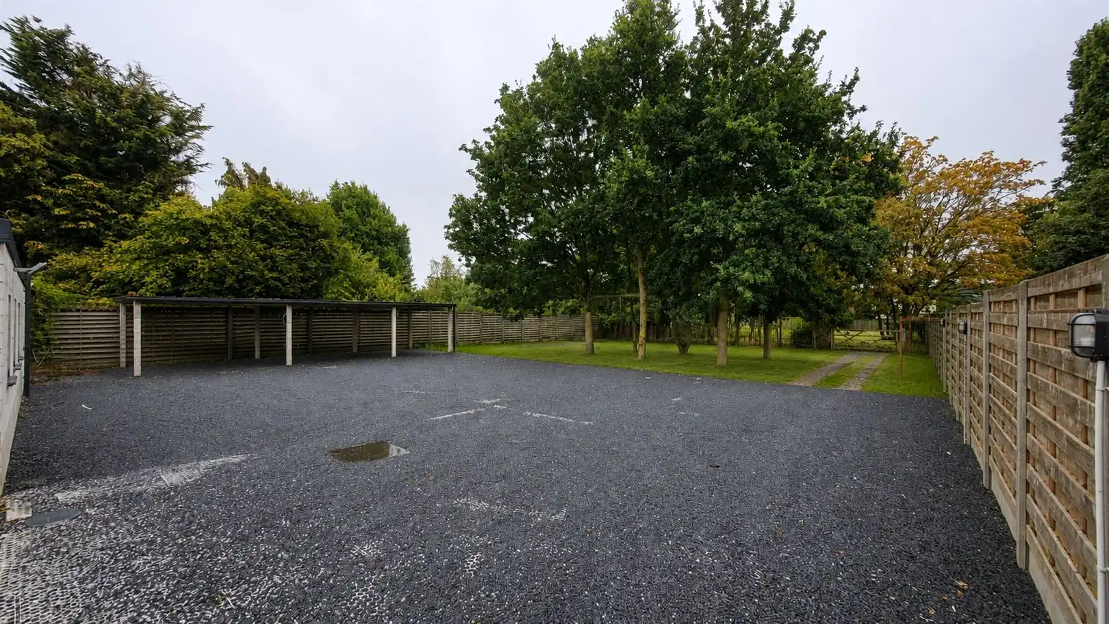 uitzonderlijke eigendom met garage en grote tuin (2287 m²) foto 37