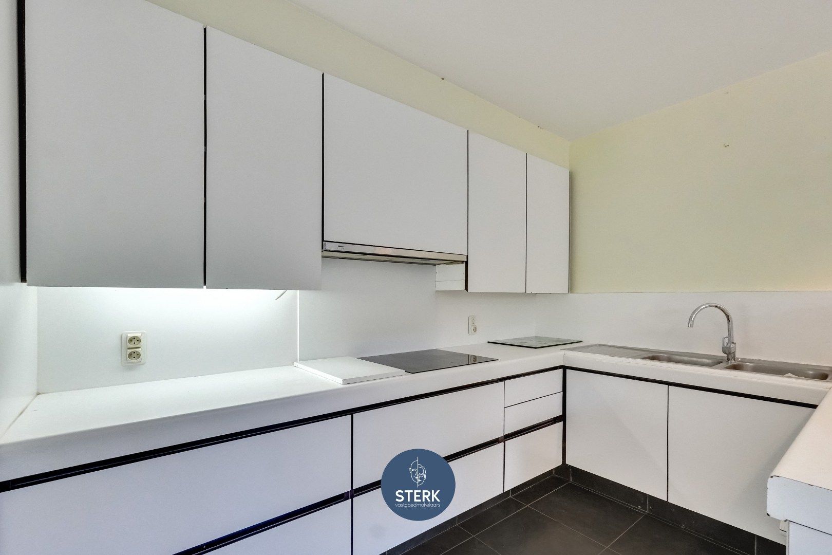 VERRASSEND RUIME GEZINSWONING MET EEN PRACHTIGE TUIN TE BOORSEM !  foto 14