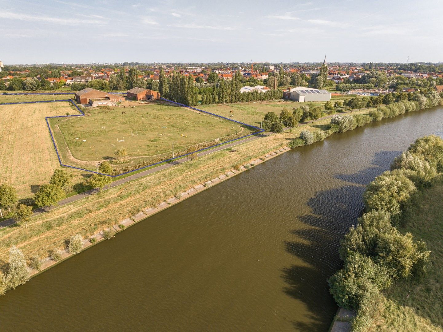 Uitzonderlijk vastgoed tussen Heulebeek en Leie op 4ha te koop in Kuurne foto 2