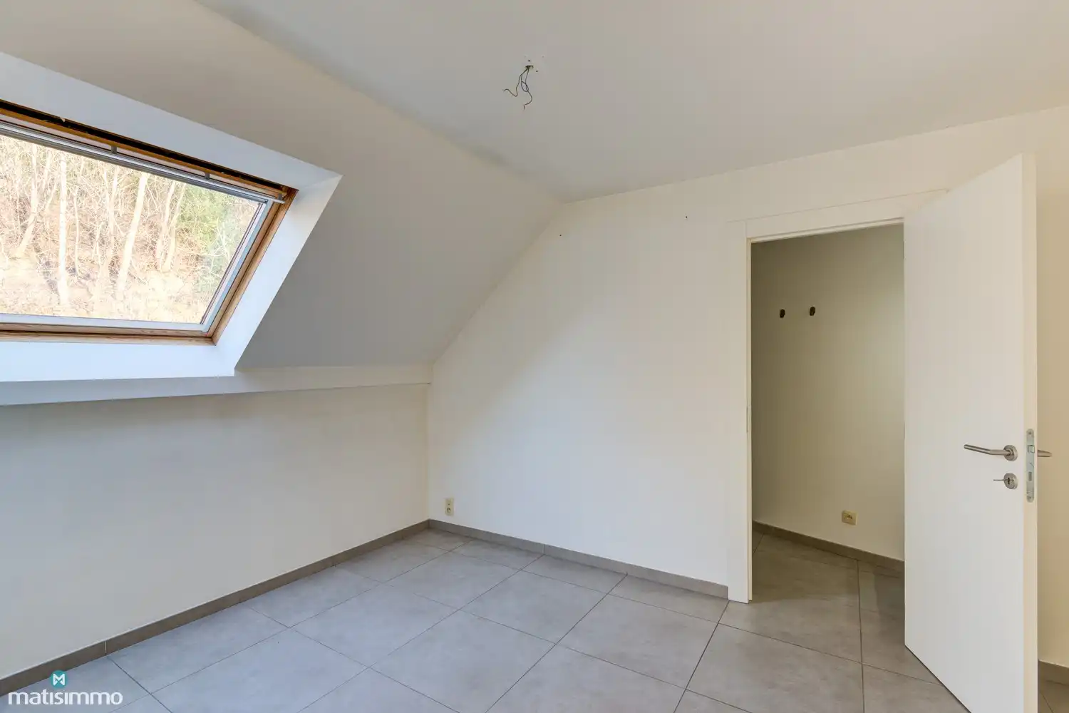 DUPLEXAPPARTEMENT MET 3 SLAAPKAMERS, TERRAS EN ONDERGRONDSE AUTOSTAANPLAATS NABIJ HET CENTRUM VAN BILZEN foto 13