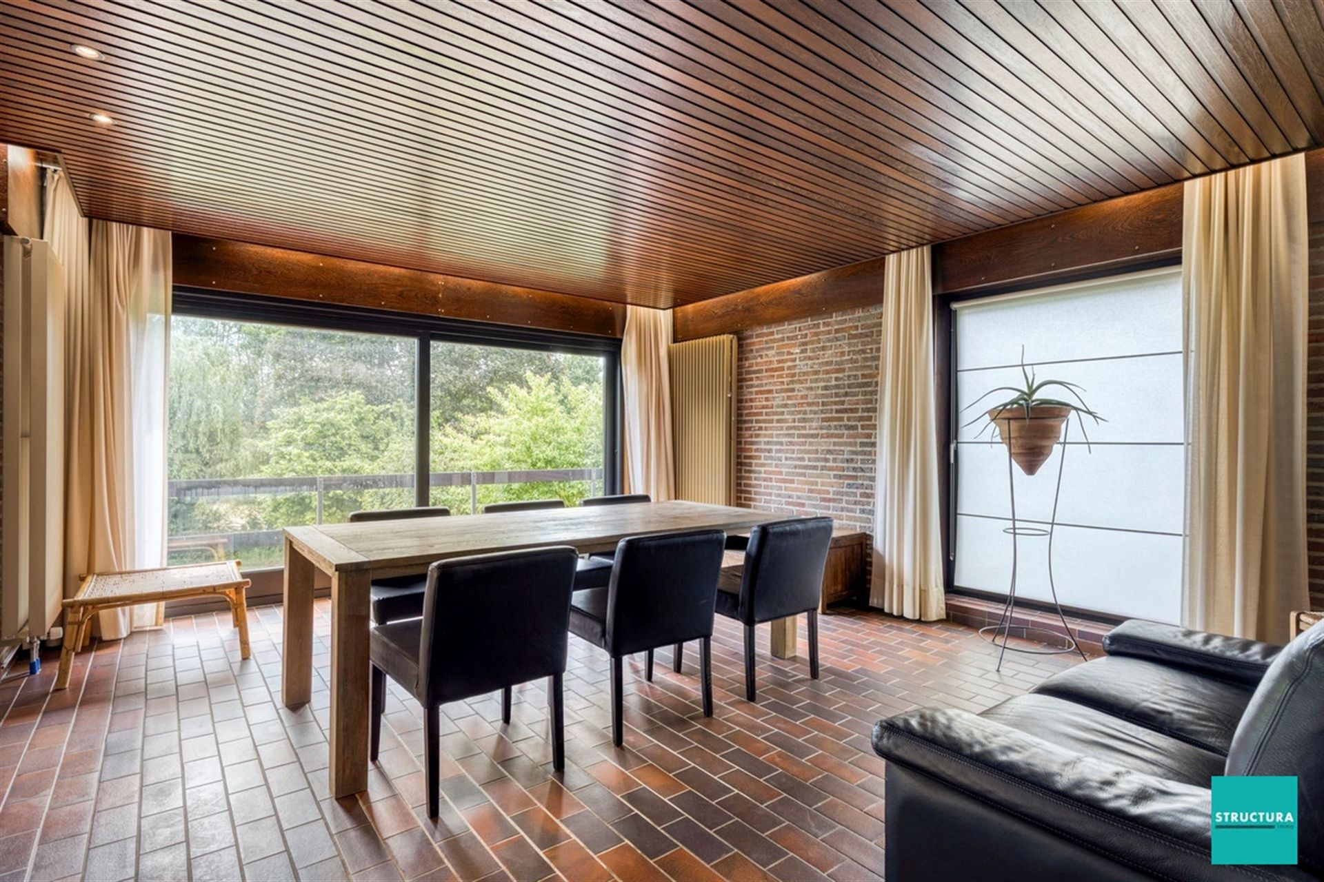Villa op rustige TOP-locatie omgeven door groen! foto 5