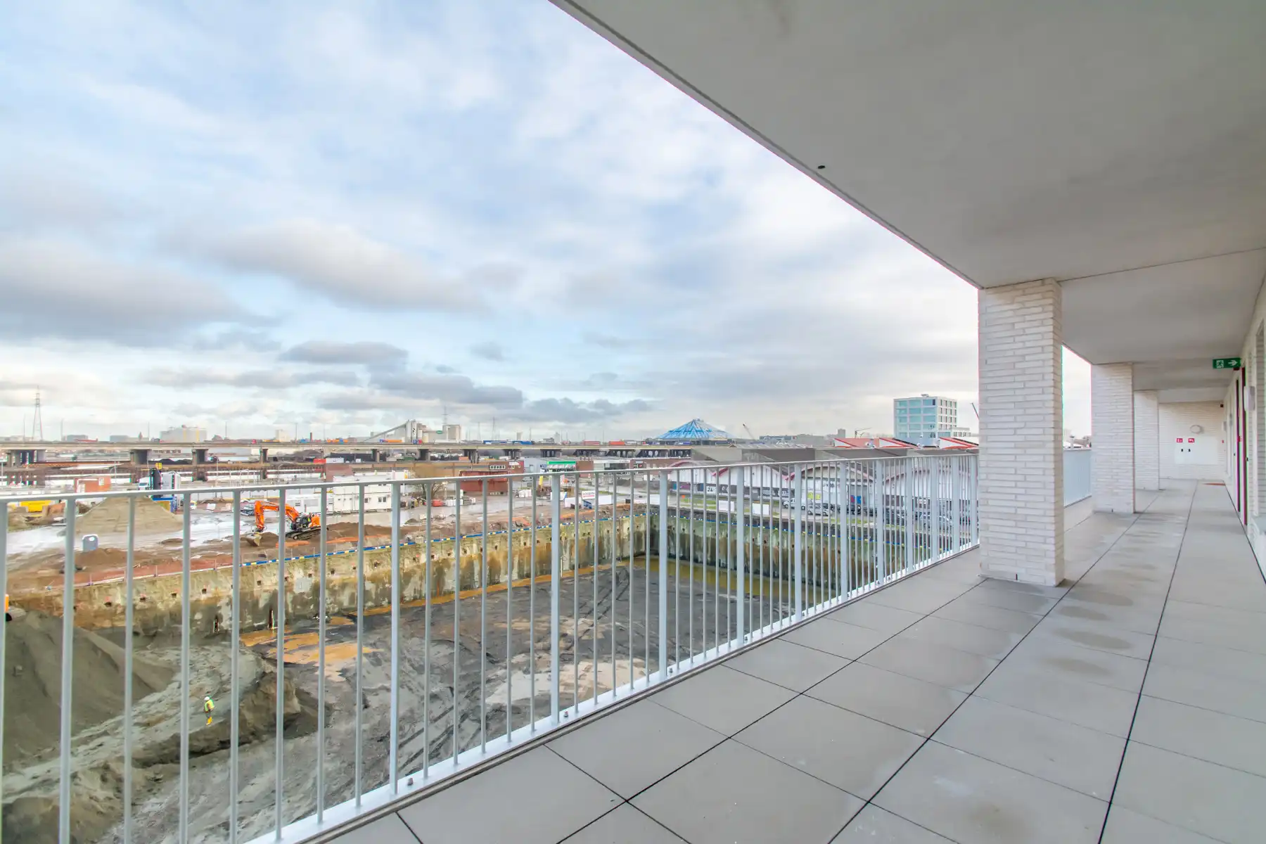 Lichtrijk nieuwbouwappartement met 2 slaapkamers en terras foto 12