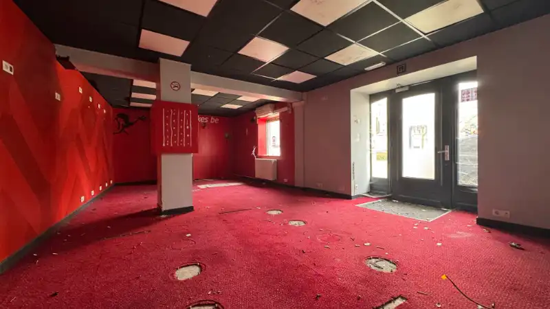 Karaktervol opbrengsteigendom op AAA-locatie aan het Sint-Pietersstation foto 4