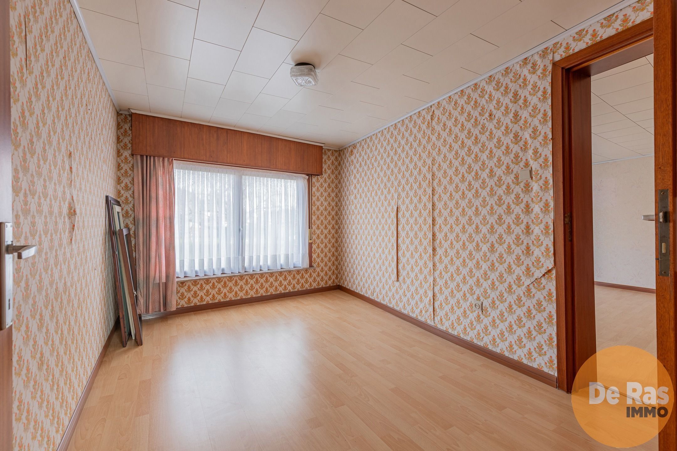 DENDERHOUTEM- Ruime 3-gevelwoning met 4 slpk, tuin en garage foto 18