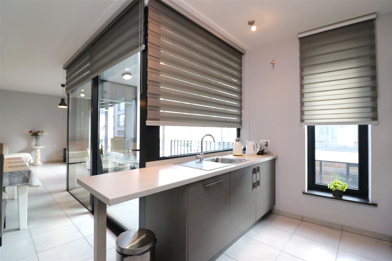 Appartement, 1ste verdieping, volle centrum, terras, 1 ruime slpk foto 10