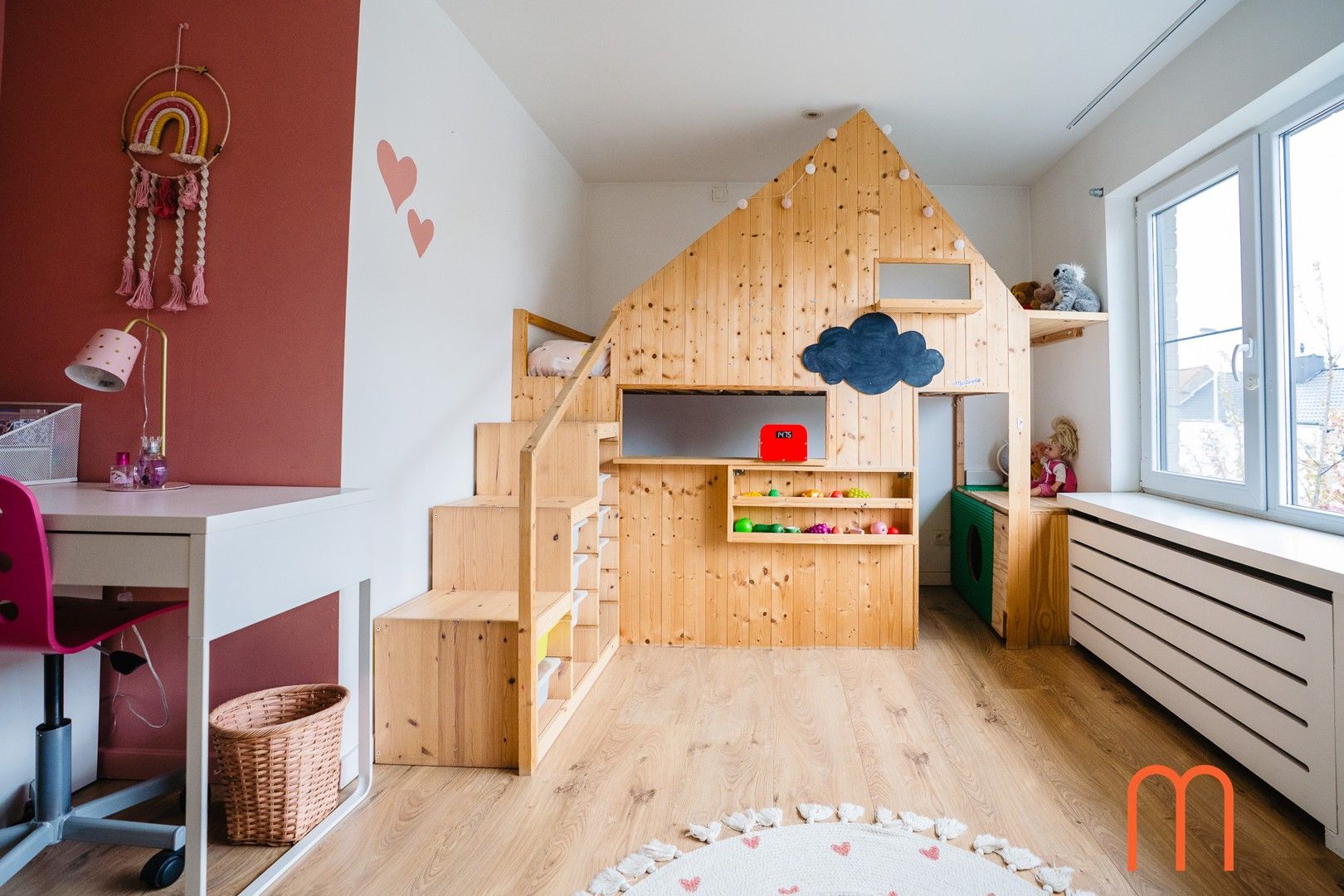 Prachtig gerenoveerde halfopen woning met 4 slaapkamers te koop in Mariakerke foto 12