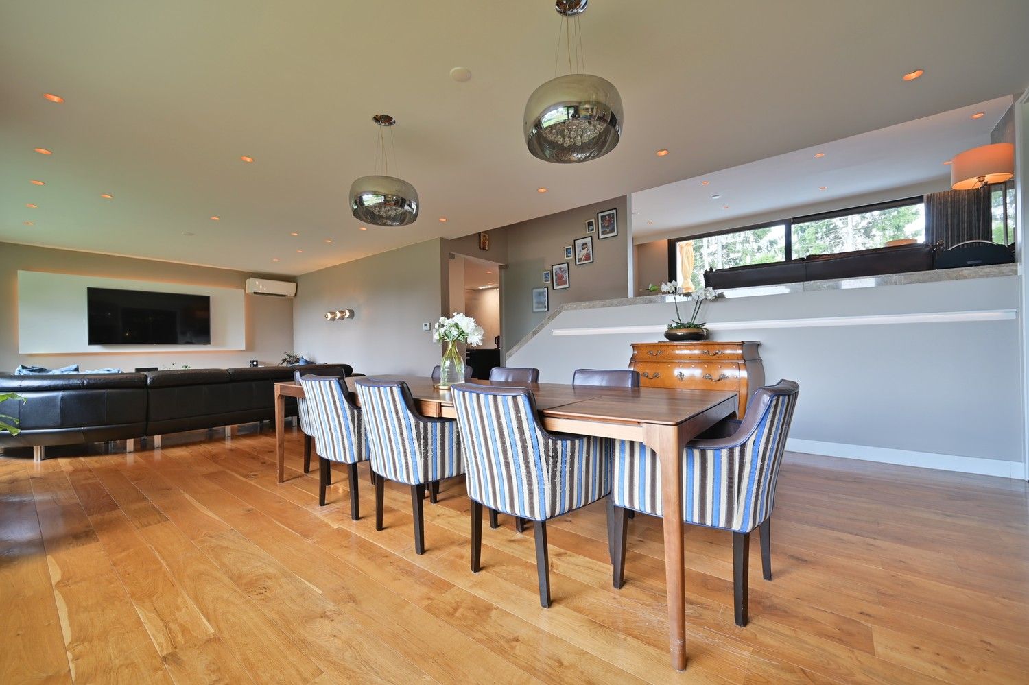 Exclusieve kantoorvilla met zwembad & poolhouse foto 25