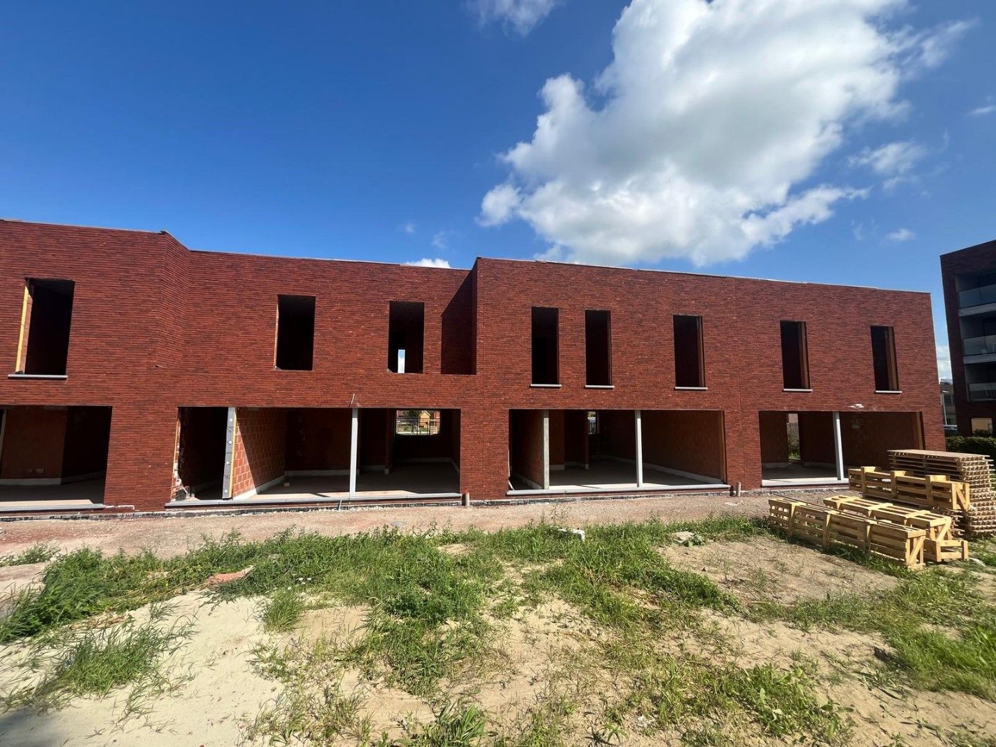 Huis te koop foto {{pictureIndex}}