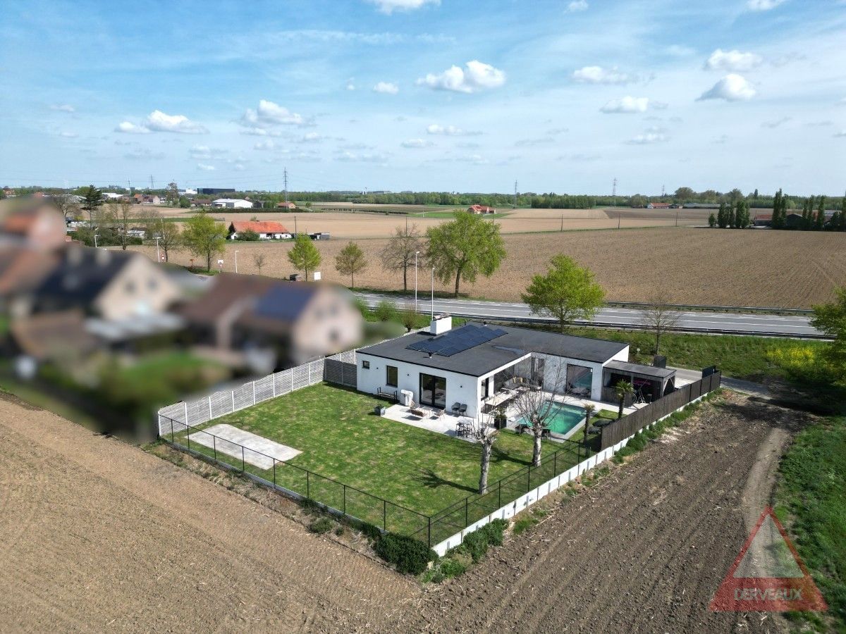 Moorsele – Exclusieve gelijkvloerse villa met panoramisch uitzicht en zwembad foto 29