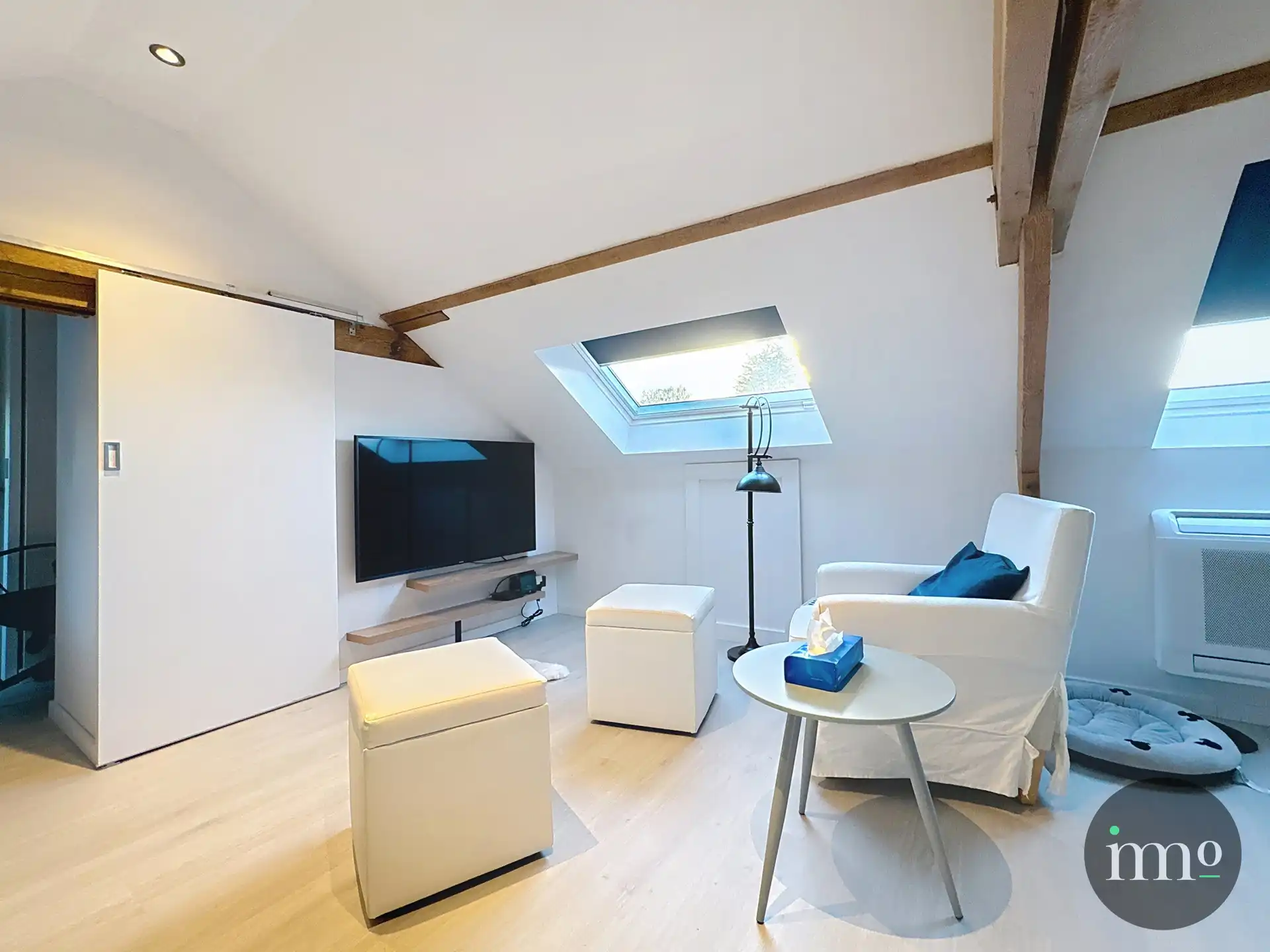 Mooi gerenoveerde woning op topligging in Lennik! foto 14