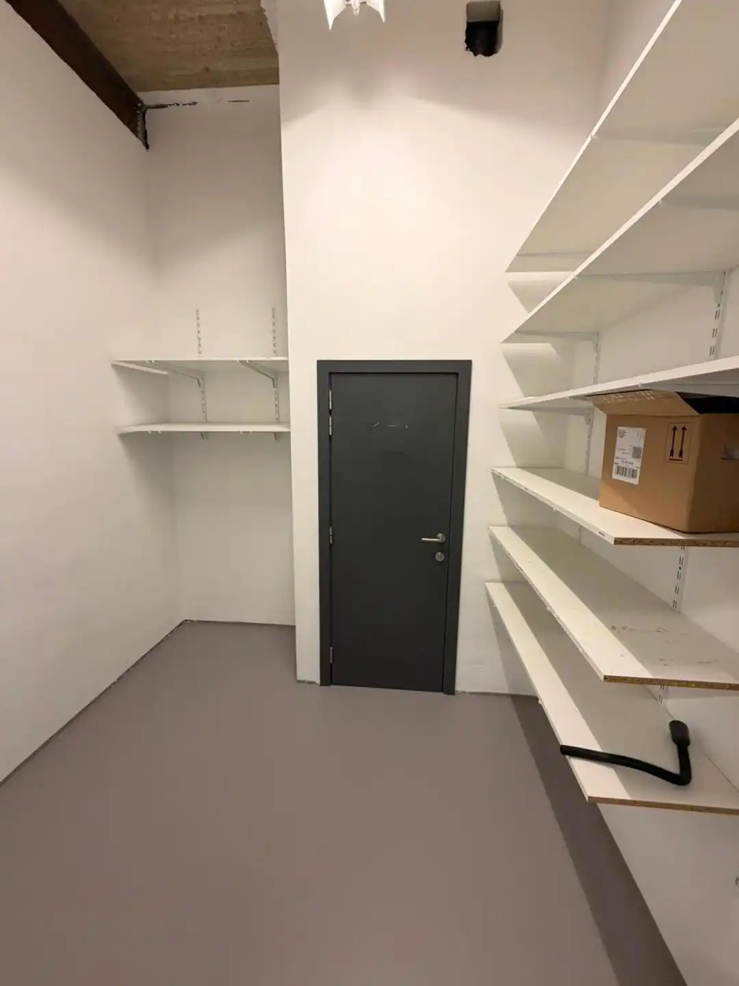 Kantoor te huur foto 8