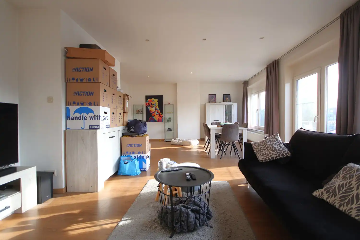 Modern en lichtrijk appartement met 2 slaapkamers en terras foto 12