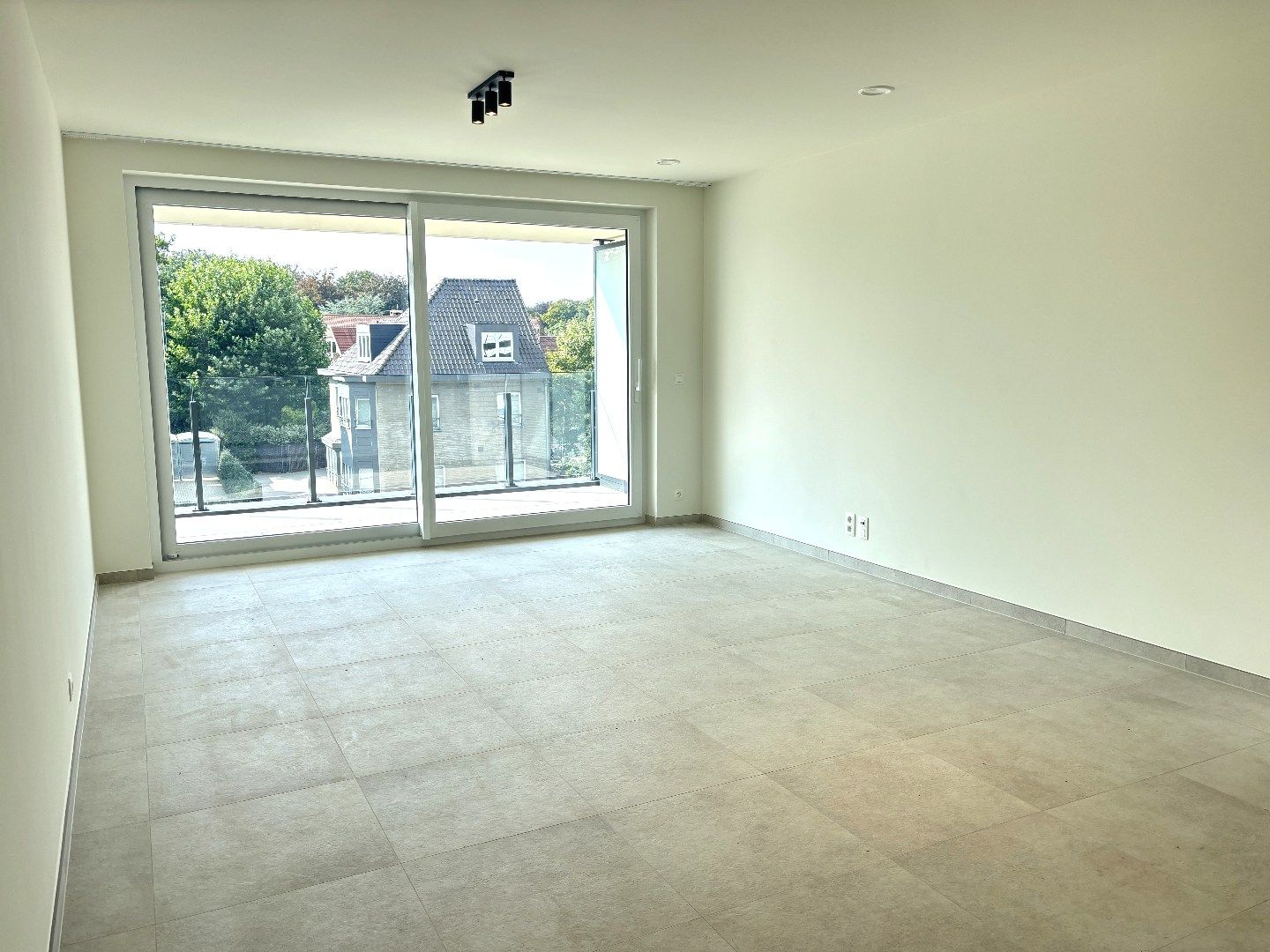 Nieuwbouwappartement met 1 slaapkamer te Sint-Michiels foto 4